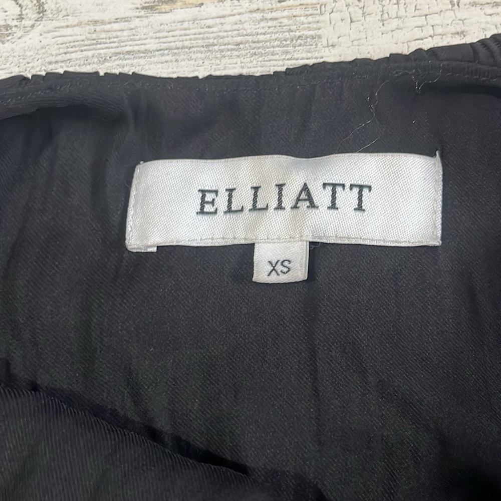 Elliatt Drama Dress Size XS - Picture 7 of 11
